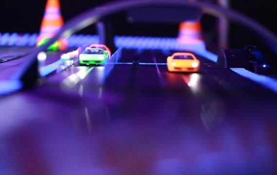 Neonrennbahn auf Mallorca - Blacklightracing